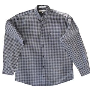 Façonnable Long Sleeve Button-Up Shirt, Small, Black & White.